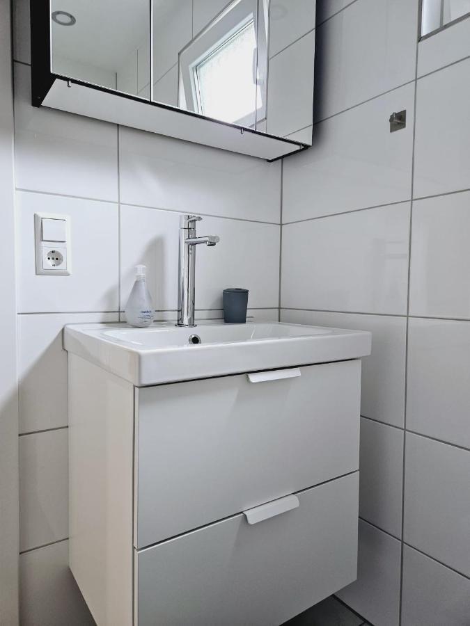 Weinstadt Monteurwohnnung Ferienwohnung Exterior foto