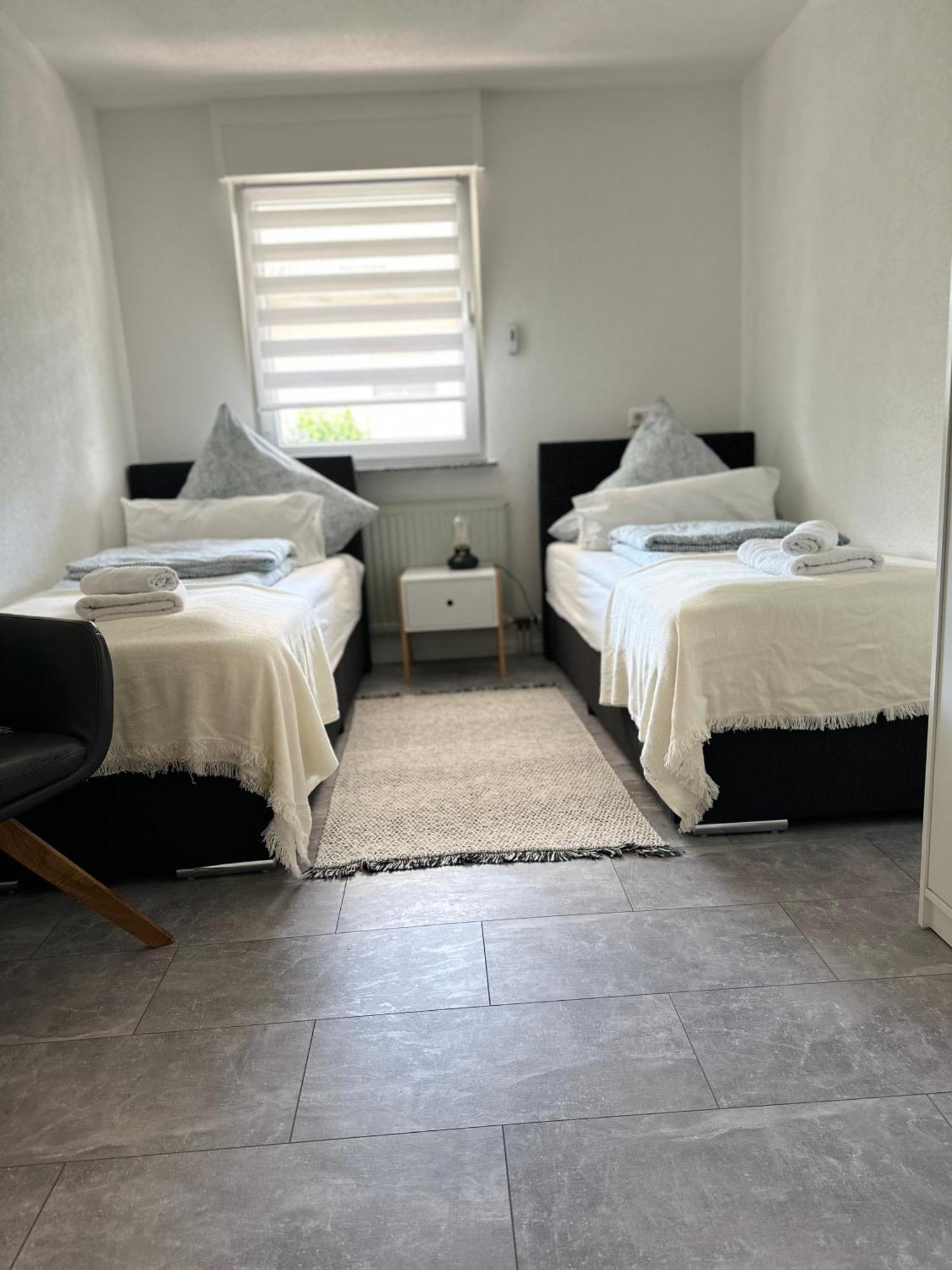 Weinstadt Monteurwohnnung Ferienwohnung Exterior foto